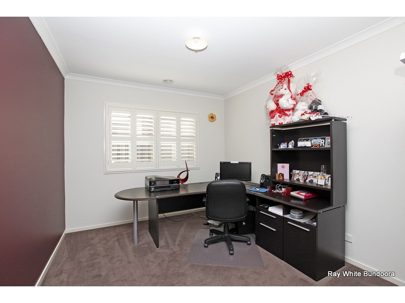 30 Mernda Village Drive, Mernda VIC 3754