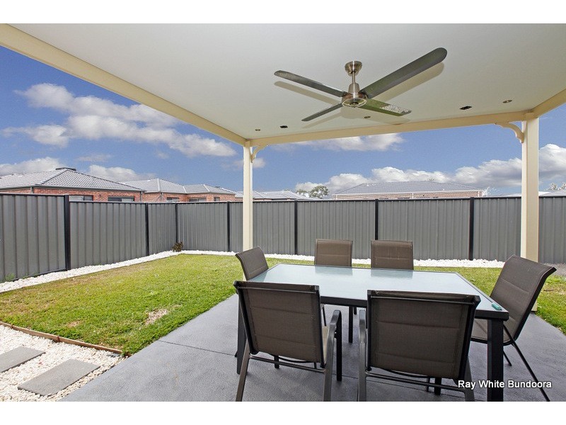 30 Mernda Village Drive, Mernda VIC 3754
