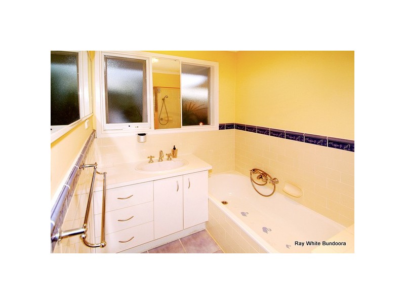 37 Cameron Parade, Bundoora VIC 3083