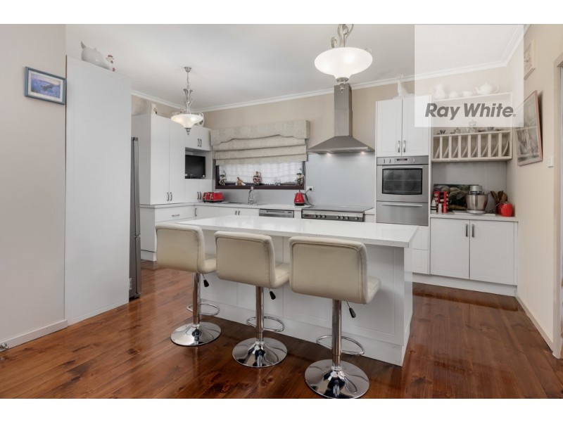 10 Shiraz Court, Bundoora VIC 3083