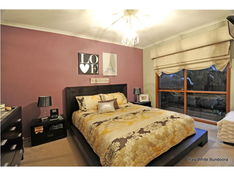 1 Watermill Court, Mill Park VIC 3082