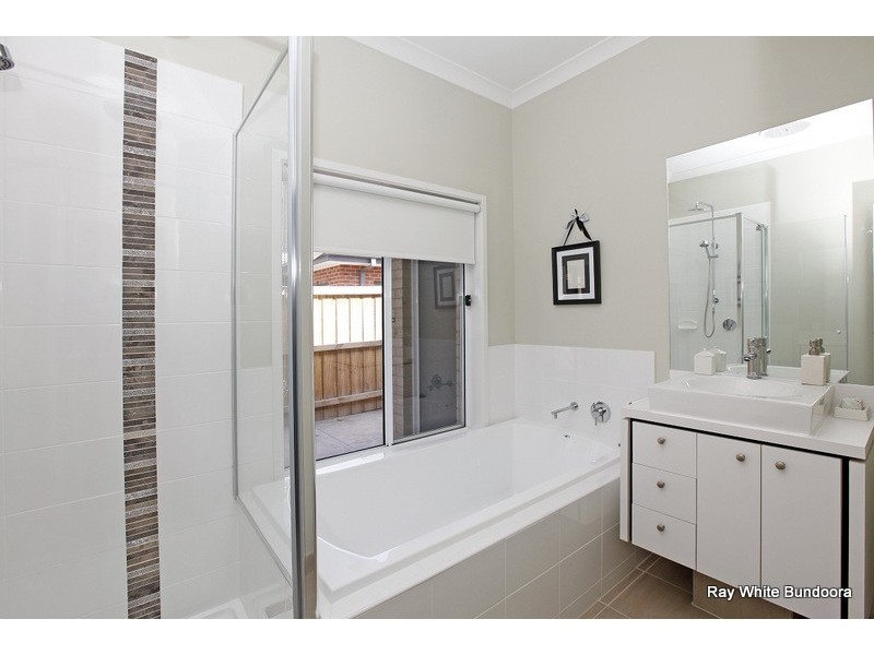 35 Rockfield Street, Epping VIC 3076