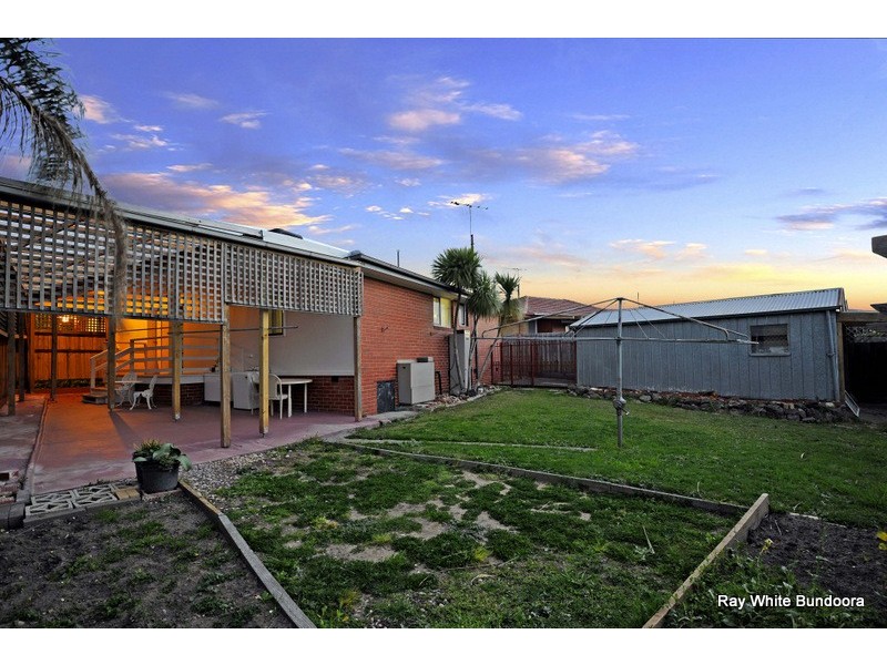 24 Flannery Avenue, Bundoora VIC 3083