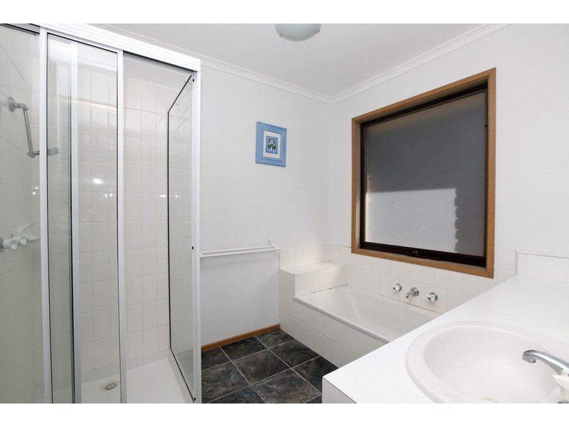 7 Flemington Drive, Mill Park VIC 3082