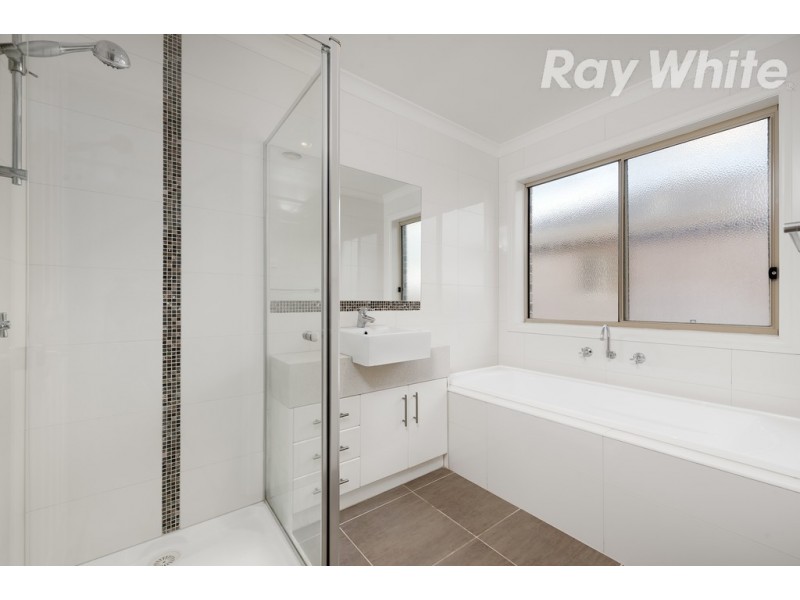 127 Edmund Rice Parade, Bundoora VIC 3083