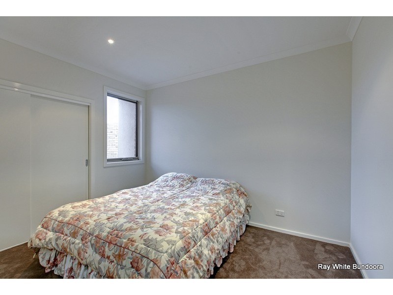 2/4 Newton Street, Thomastown VIC 3074
