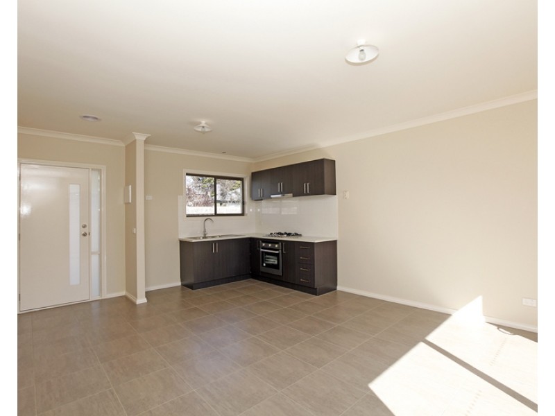 2/68 French Street, Lalor VIC 3075