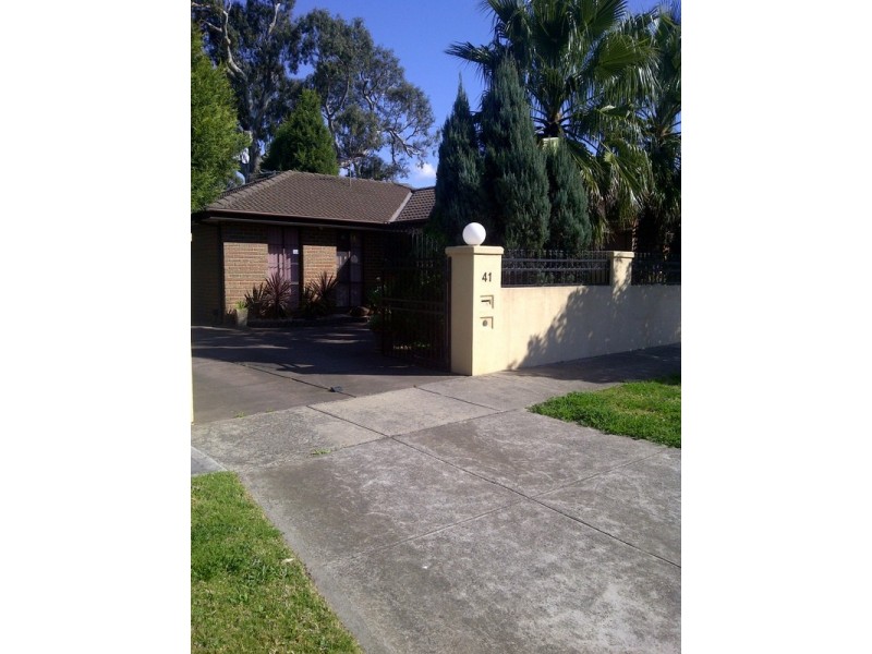 41 Grenda Drive, Mill Park VIC 3082