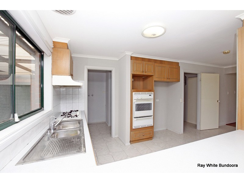 69 Hawkes Drive, Mill Park VIC 3082