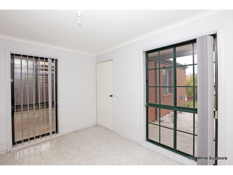 69 Hawkes Drive, Mill Park VIC 3082