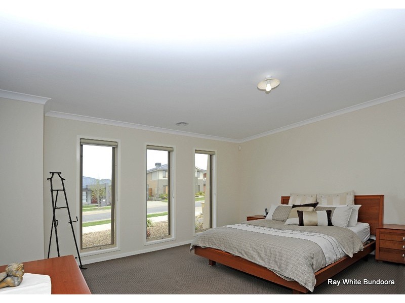 81 Linacre Drive, Bundoora VIC 3083