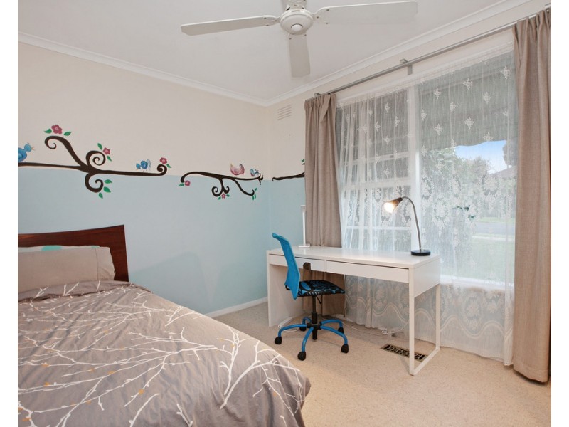 15 Lea Crescent, Bundoora VIC 3083