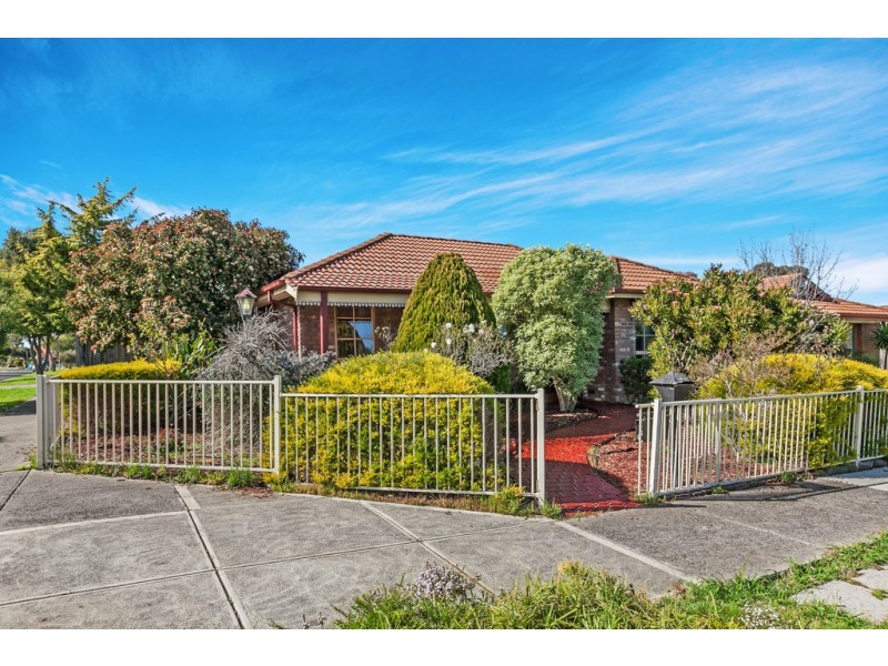 41 Veronica Crescent, Mill Park VIC 3082
