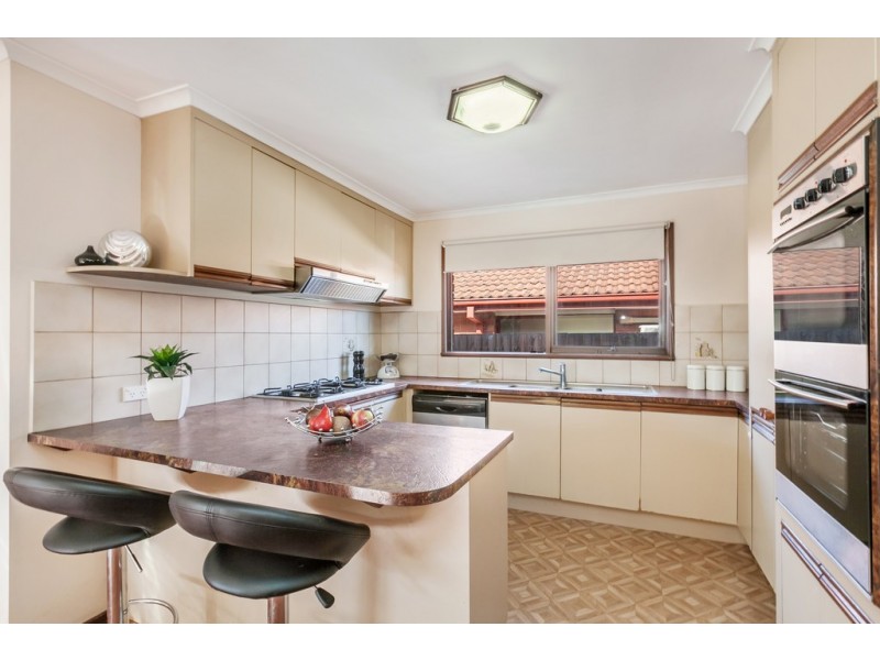 41 Veronica Crescent, Mill Park VIC 3082