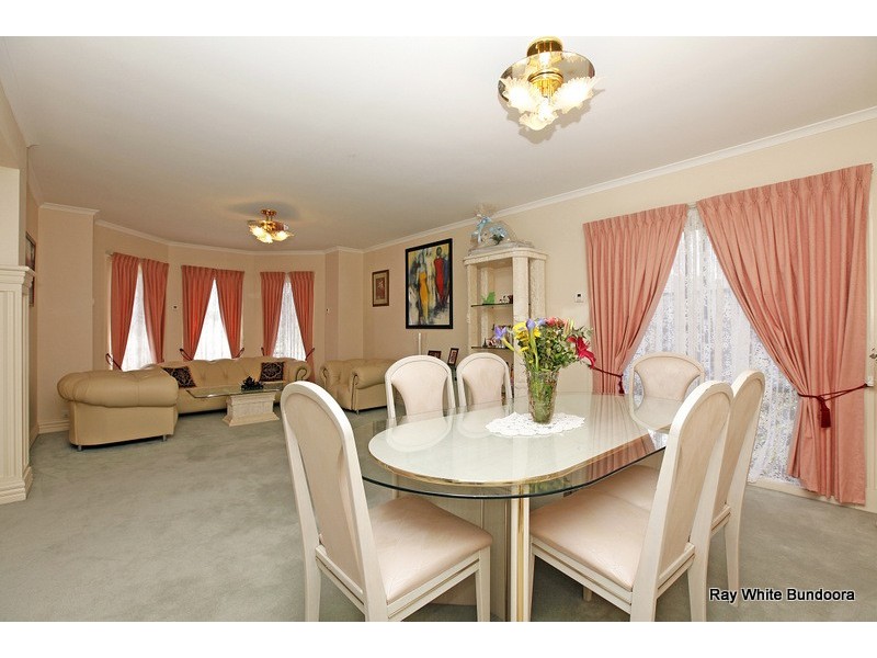 63 Jasmine Drive, Mill Park VIC 3082