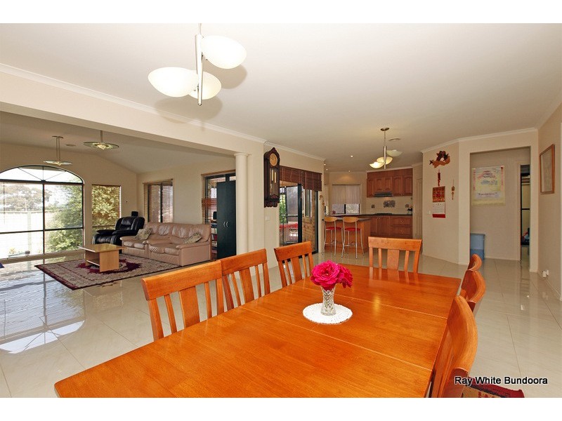 63 Jasmine Drive, Mill Park VIC 3082
