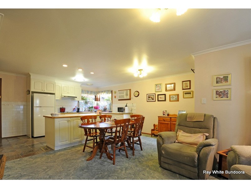 34 Luton Way, Bundoora VIC 3083