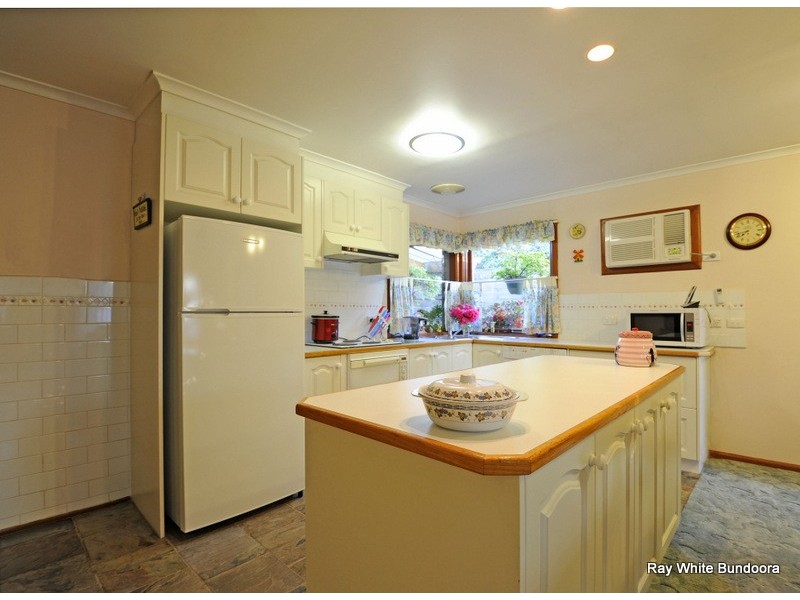 34 Luton Way, Bundoora VIC 3083