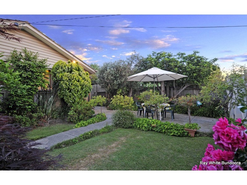 34 Luton Way, Bundoora VIC 3083