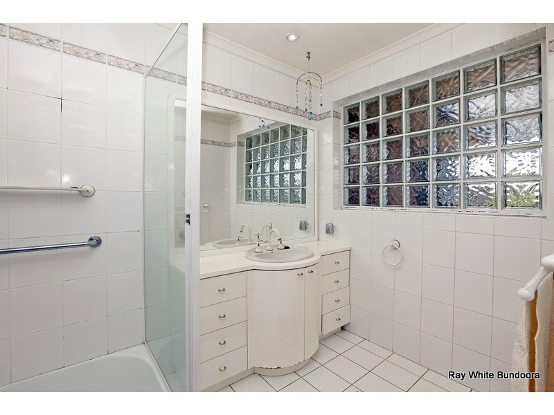 10 Mersey Street, Bundoora VIC 3083