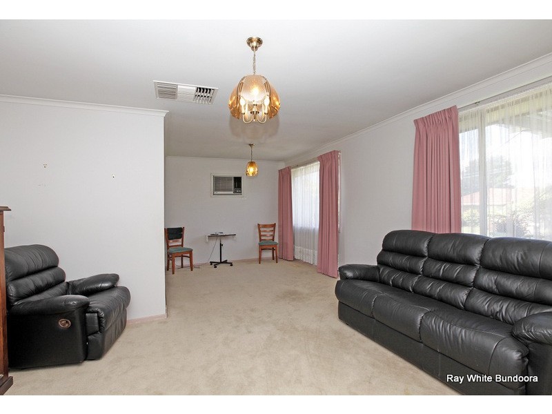 10 Mersey Street, Bundoora VIC 3083