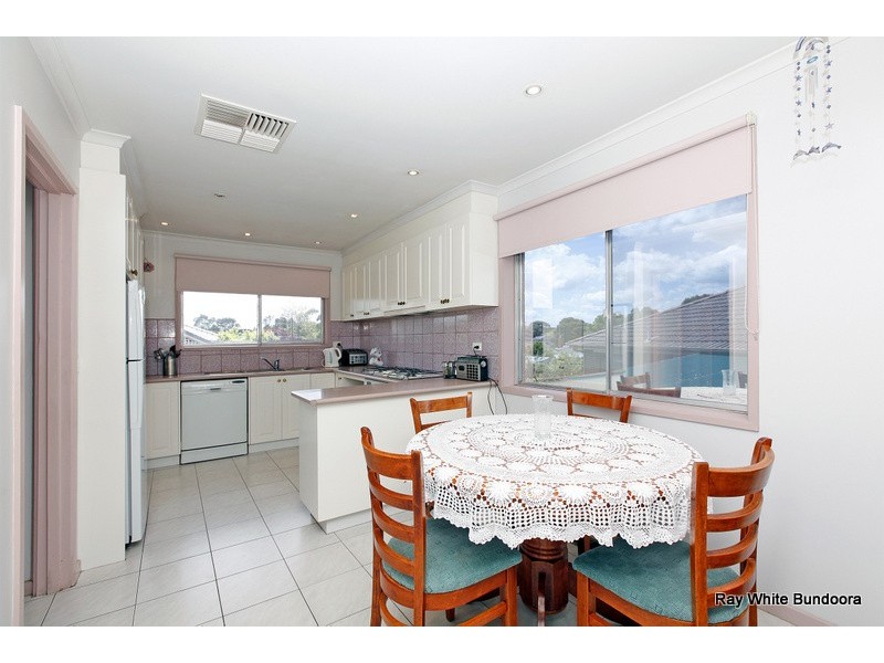 10 Mersey Street, Bundoora VIC 3083