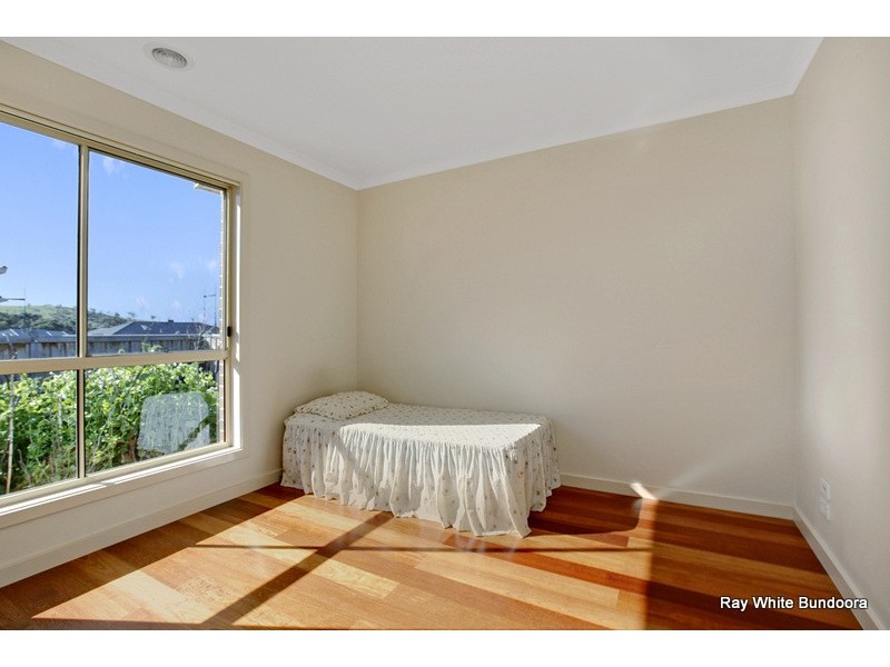 9 Hanmer Drive, South Morang VIC 3752