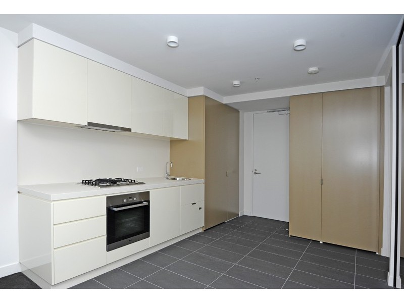 1304/33 Mackenzie St, Melbourne VIC 3000