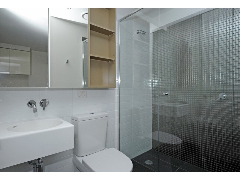 1304/33 Mackenzie St, Melbourne VIC 3000