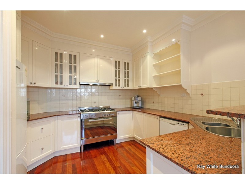 190 Blossom Park Drive, Mill Park VIC 3082