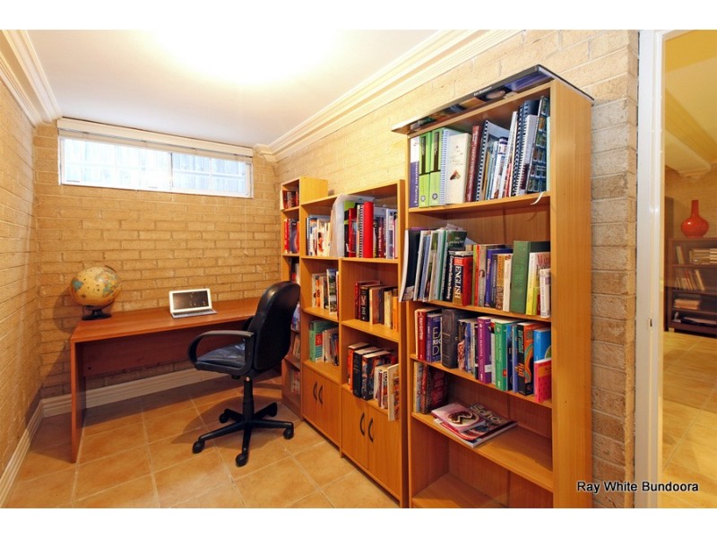 190 Blossom Park Drive, Mill Park VIC 3082