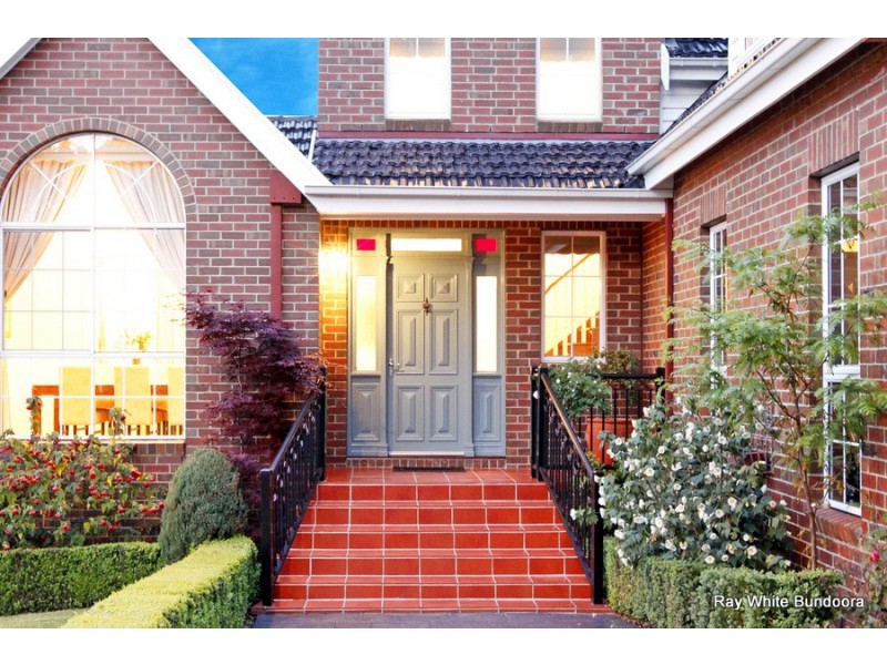 190 Blossom Park Drive, Mill Park VIC 3082