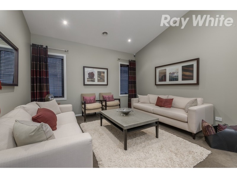 13 Greig Drive, Mernda VIC 3754