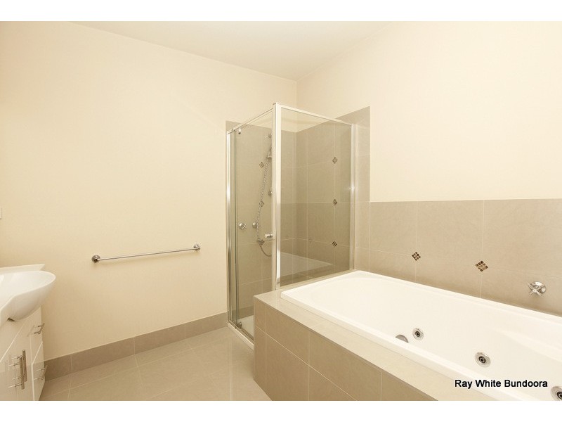 28B Mission Hills Way, Craigieburn VIC 3064