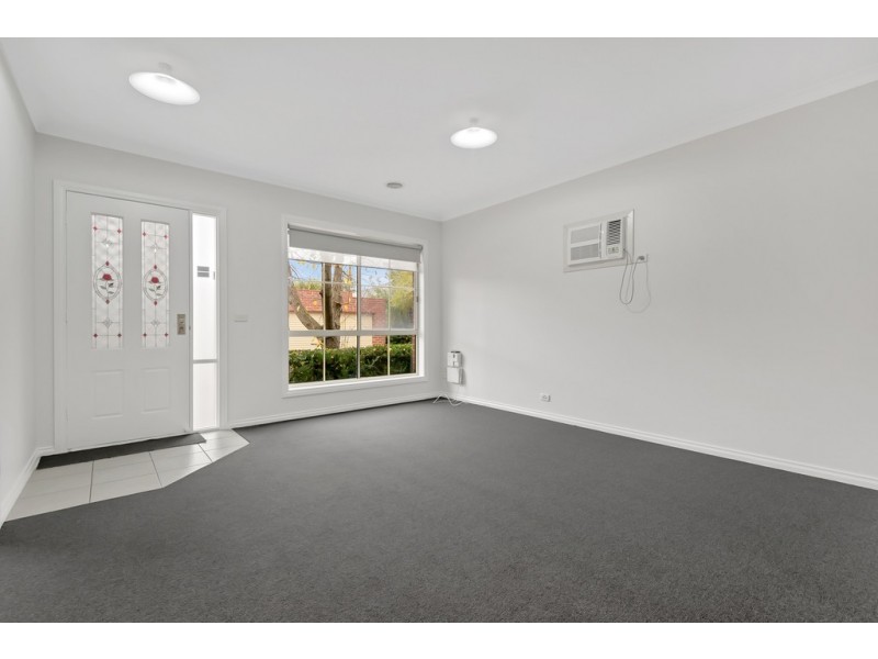 8/885 Plenty Road, South Morang VIC 3752