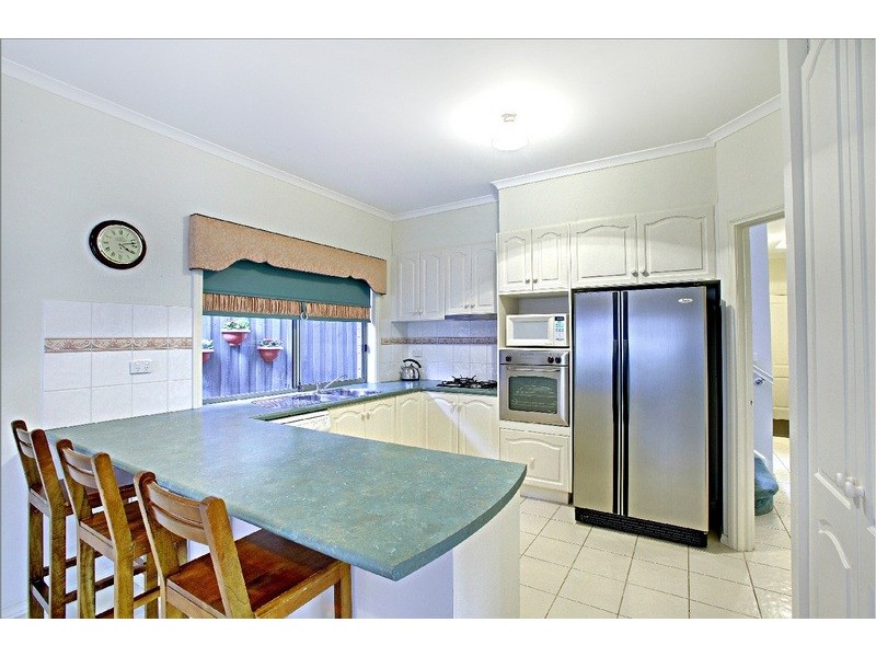 10 Wisteria Drive, Bundoora VIC 3083