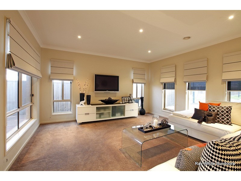 31 Bloomfield Drive, South Morang VIC 3752