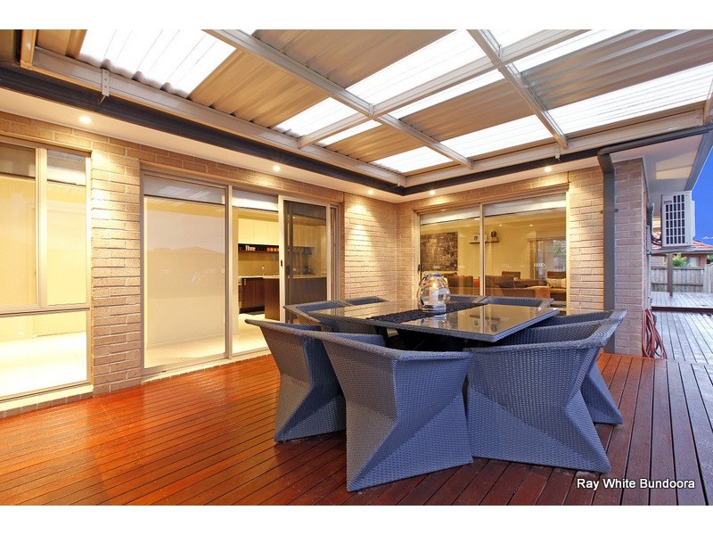 31 Bloomfield Drive, South Morang VIC 3752