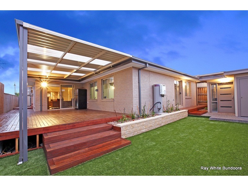 31 Bloomfield Drive, South Morang VIC 3752