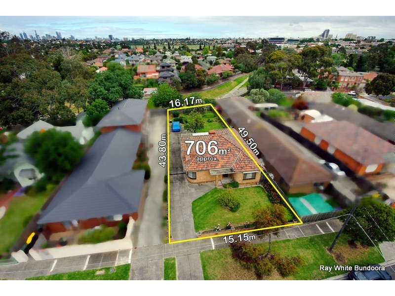 33 Waxman Parade, Brunswick VIC 3056