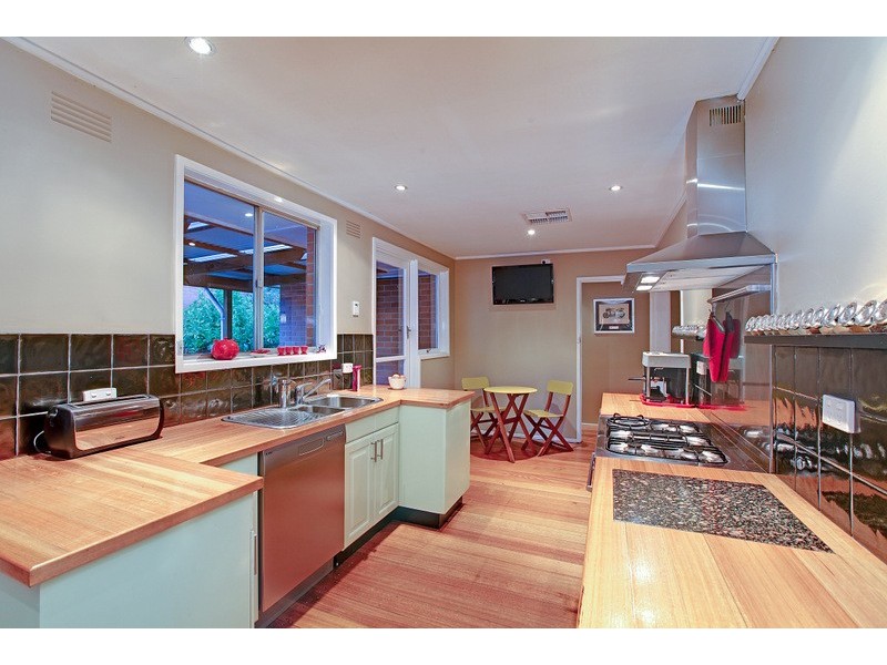 48 Noorong Avenue, Bundoora VIC 3083