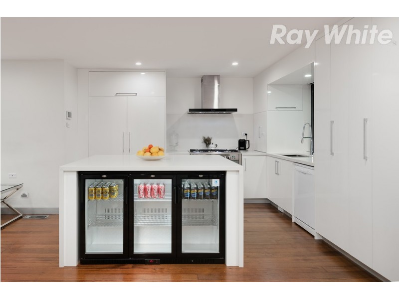 6 Cameron Parade, Bundoora VIC 3083