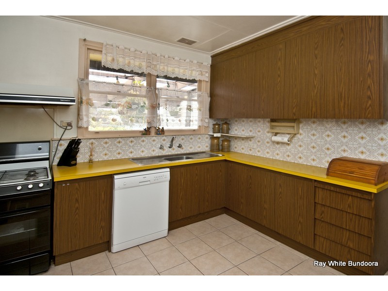 38 Lane Crescent, Reservoir VIC 3073