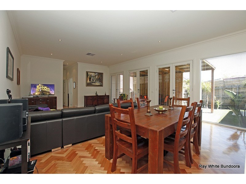 16 Robinson Road, Reservoir VIC 3073