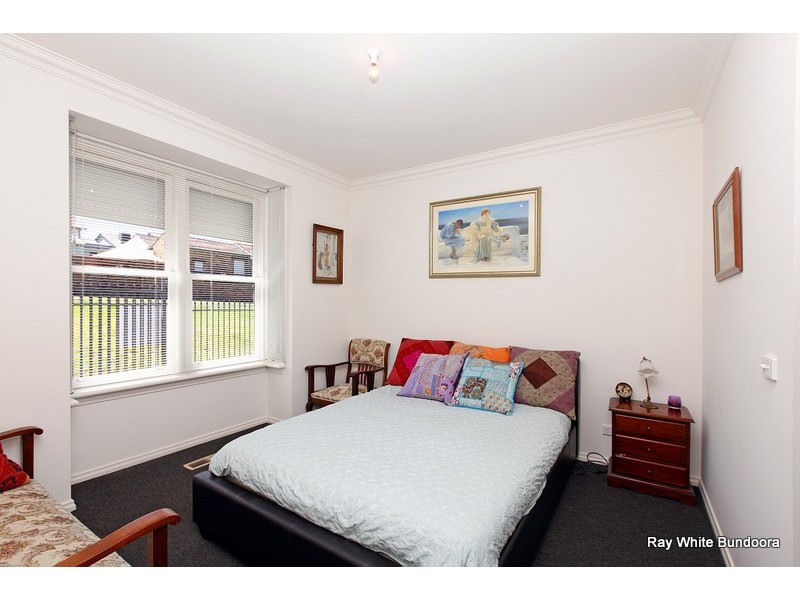 16 Robinson Road, Reservoir VIC 3073