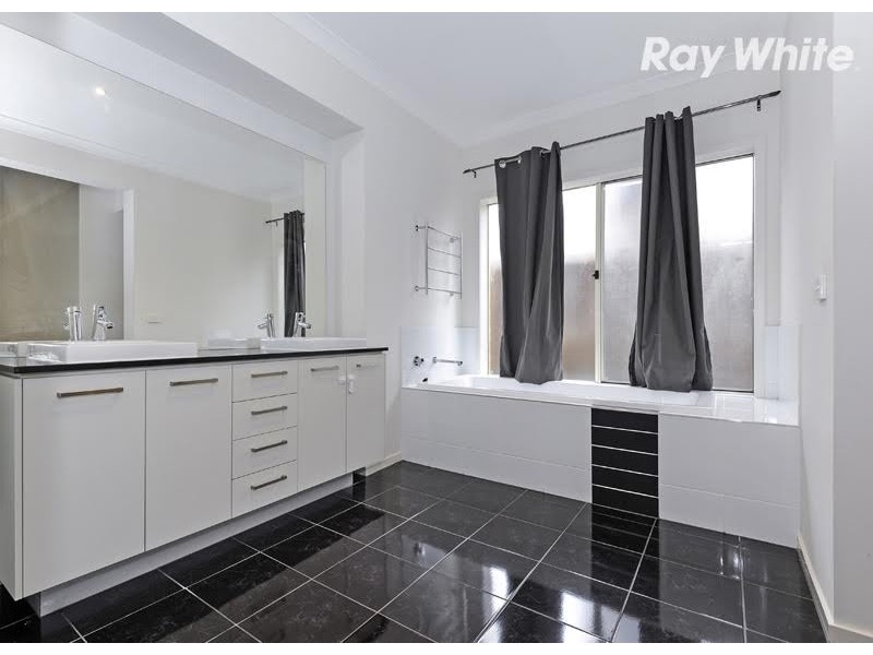 22 Velvet Avenue, Bundoora VIC 3083