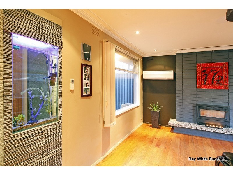 15 Cambridge Way, Bundoora VIC 3083