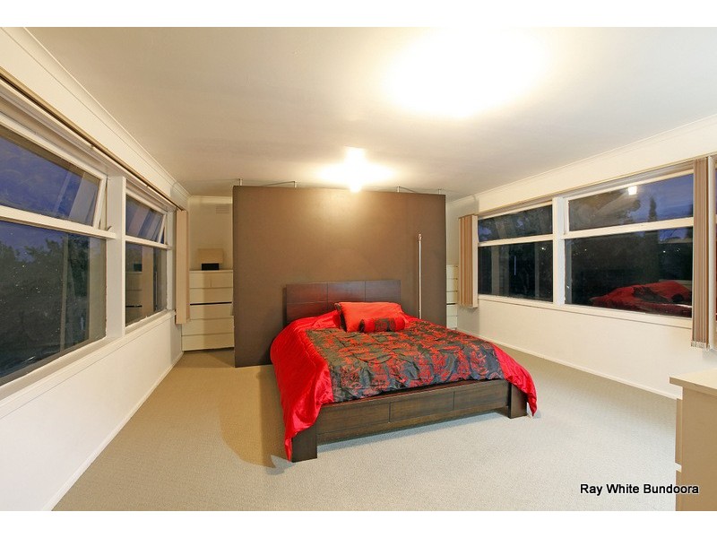 15 Cambridge Way, Bundoora VIC 3083