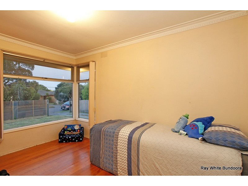 15 Cambridge Way, Bundoora VIC 3083