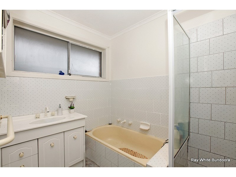 4/6 Bradshaw Street, Kingsbury VIC 3083